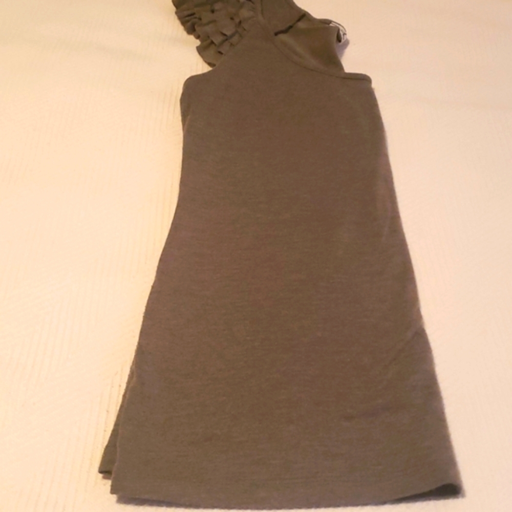 Cute taupe green ruffled cap sleeve top